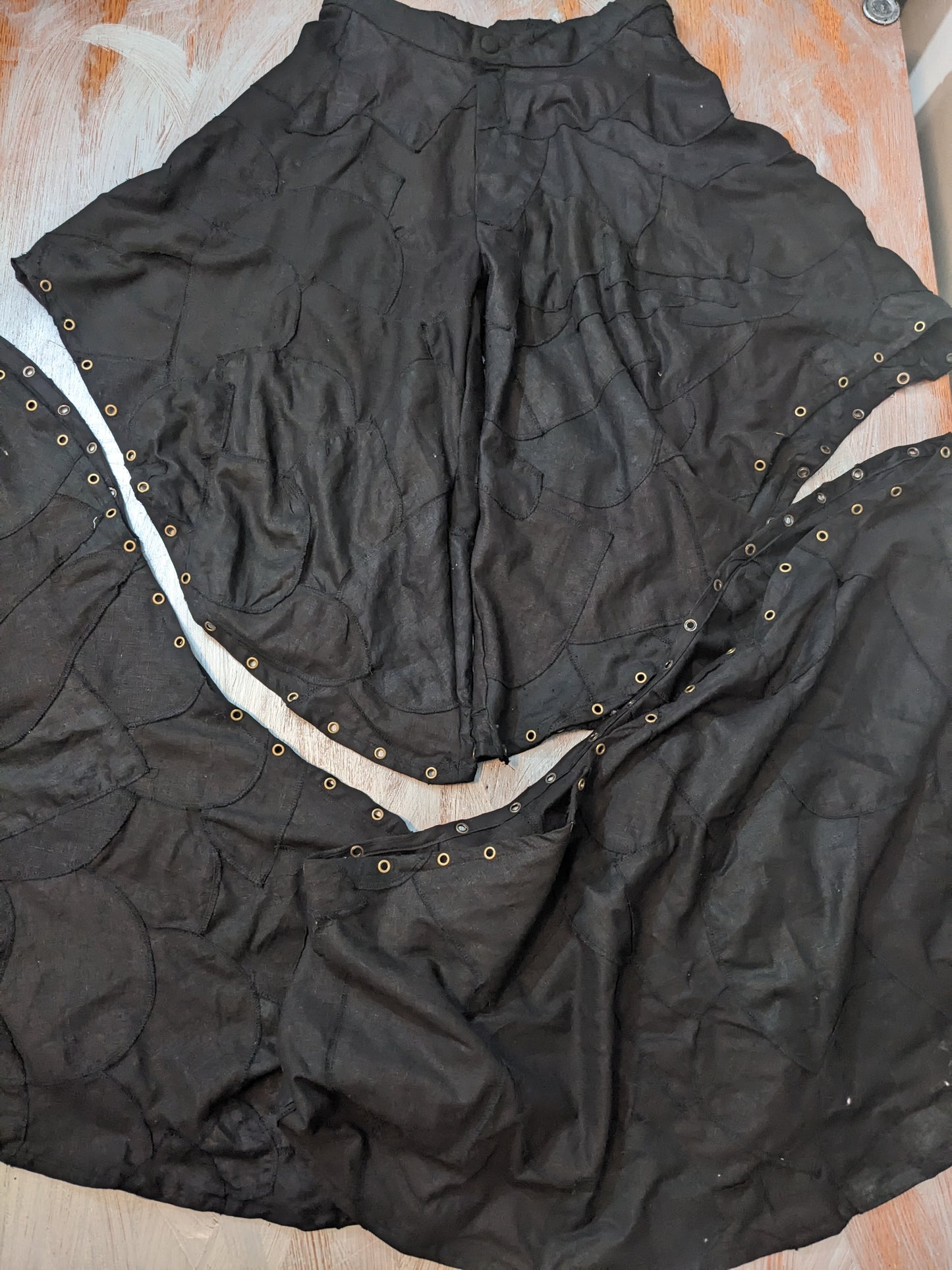 Black Ring Culottes