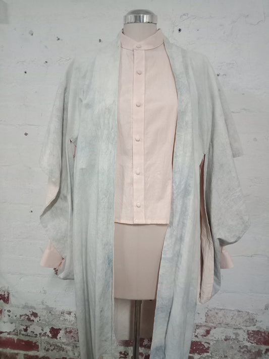 Ascensão Robe (Studio stock)